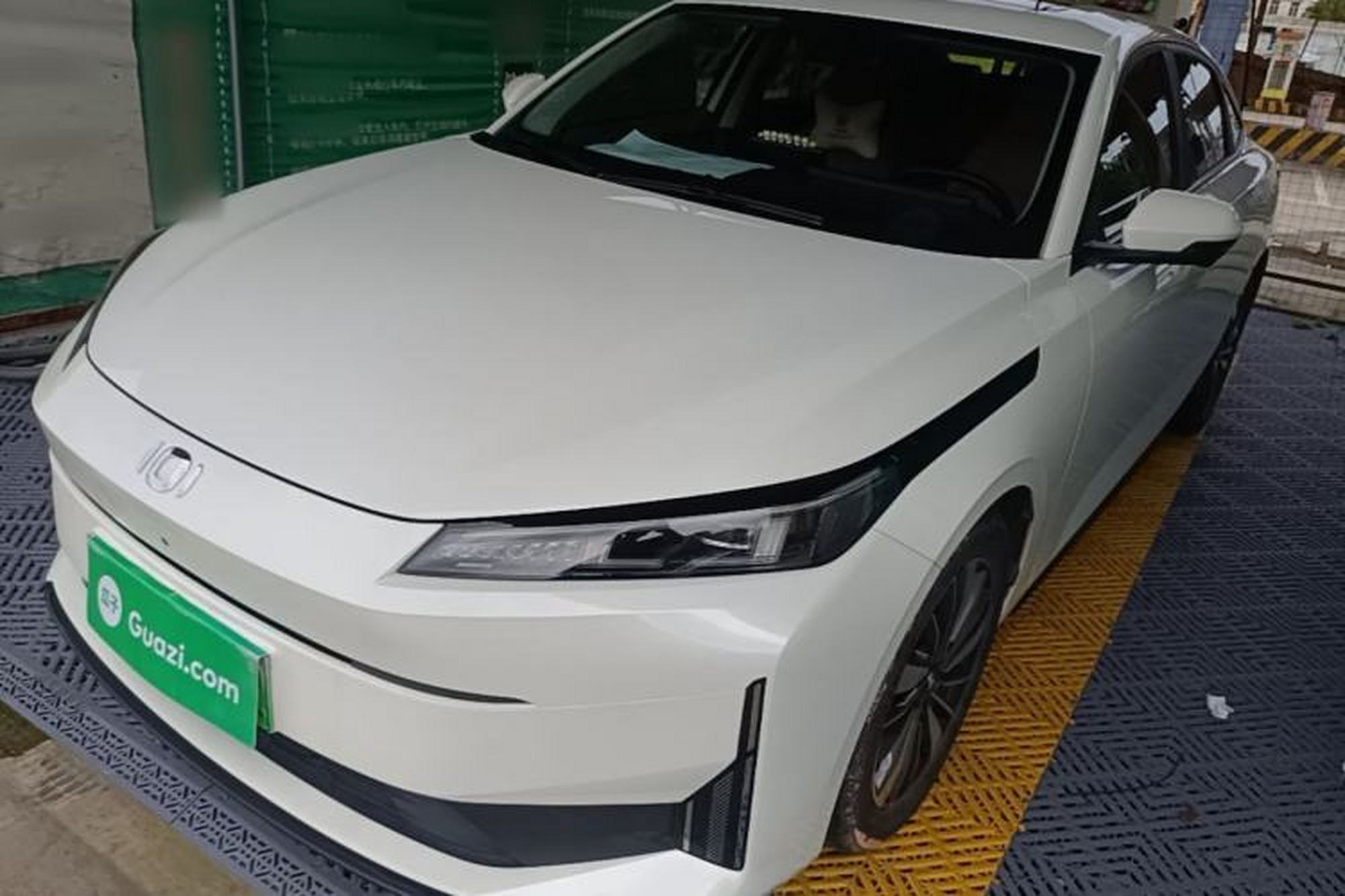 CHANGAN NEVO A05