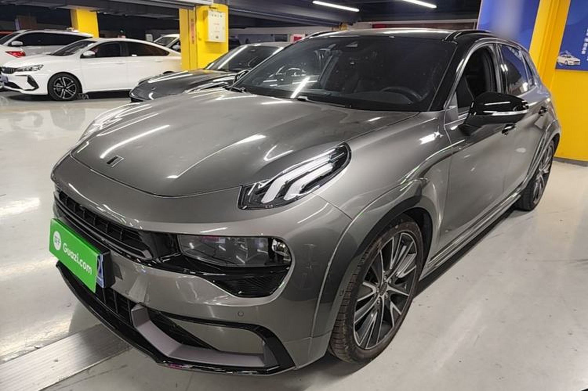 LYNK&CO 02 Hatchback