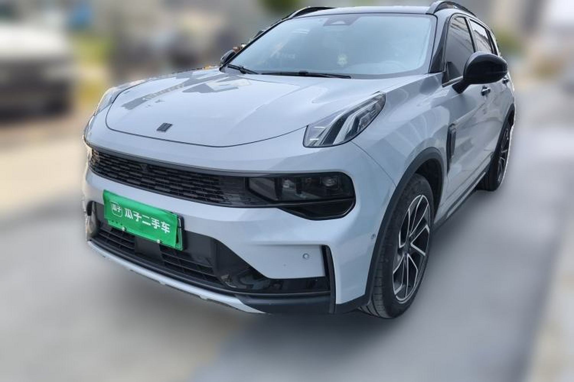 LYNK&CO 01 EM-P