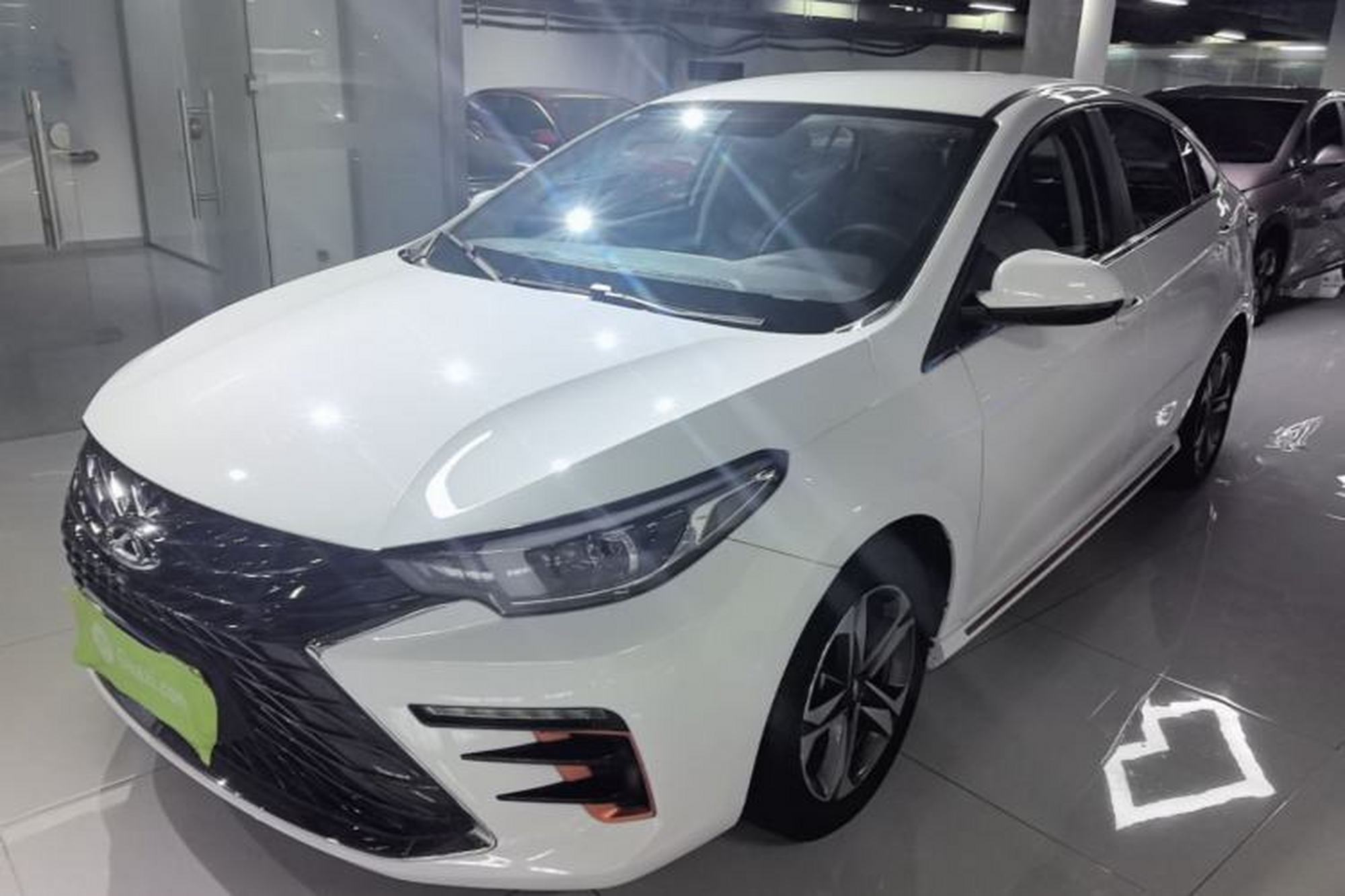 Chery Arrizo 5 PLUS