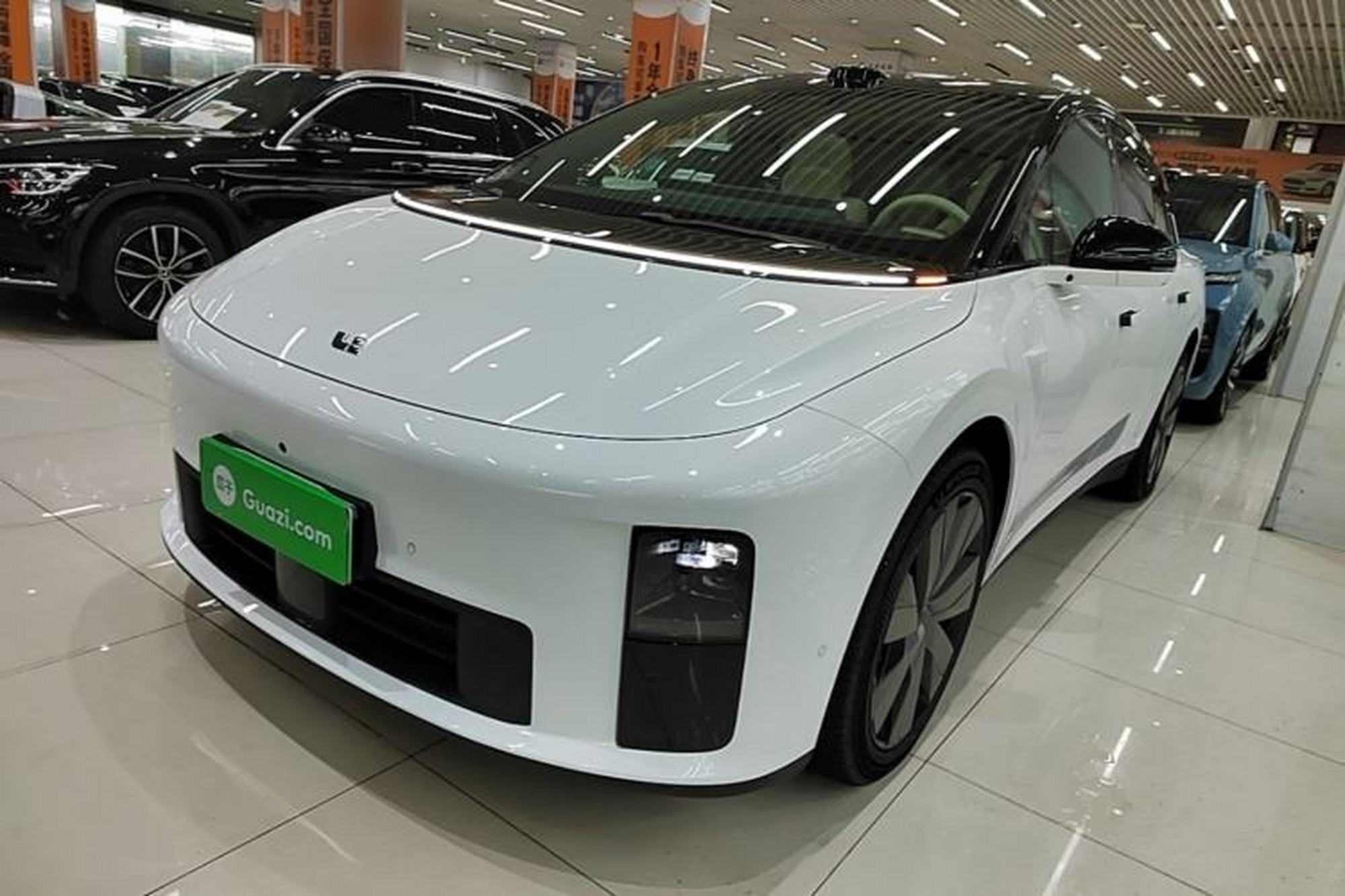 Li Auto Li Auto i6