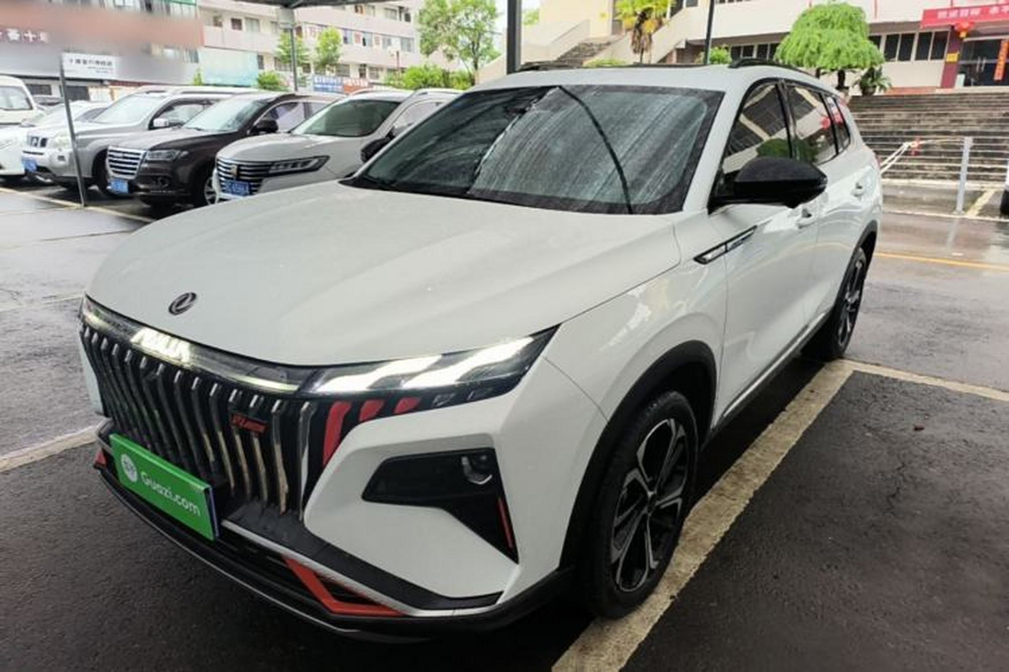 DongFeng Aeolus Huge