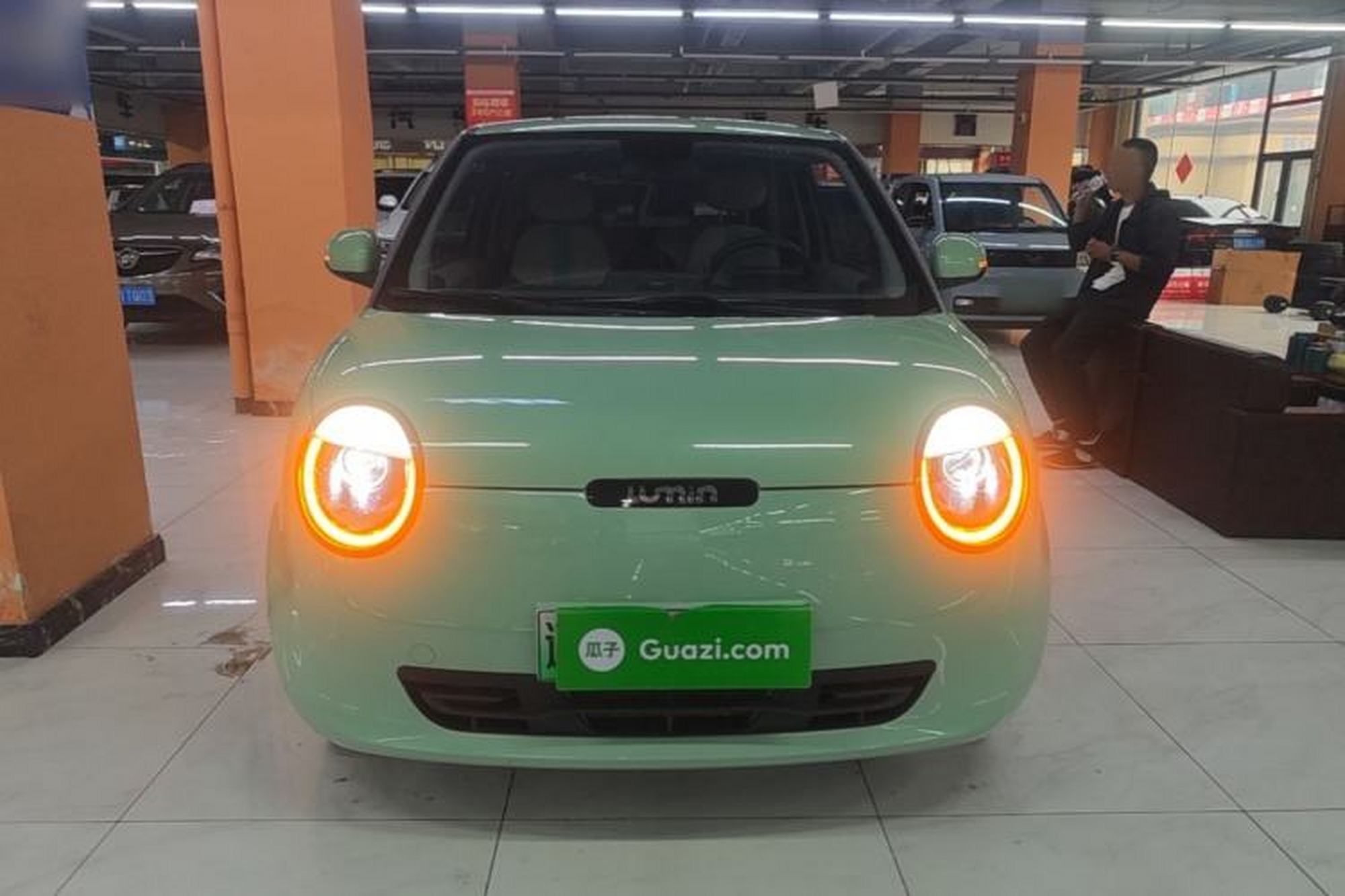 miniatura 2