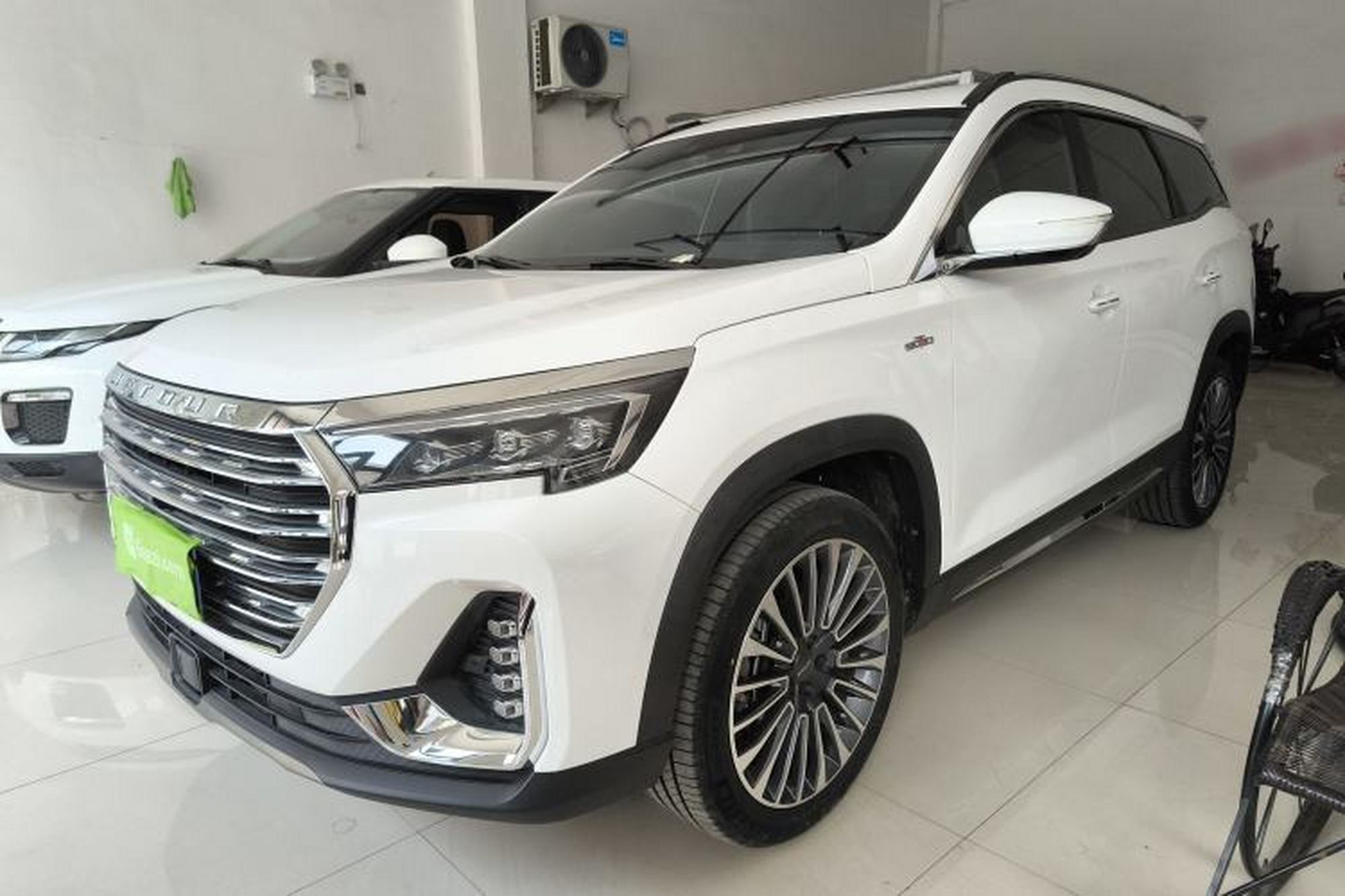 Jetour X90