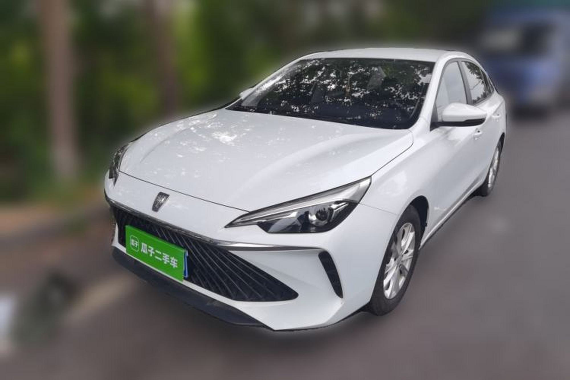 Roewe i5