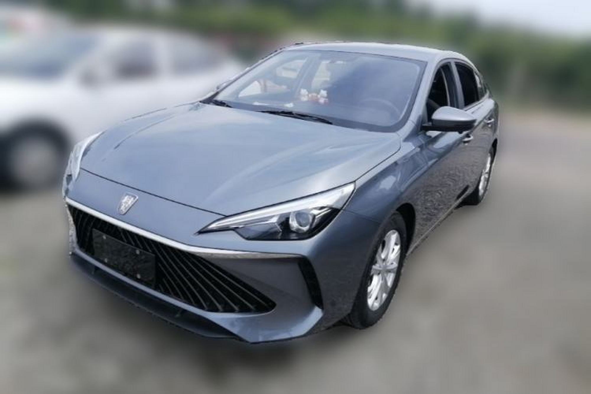 Roewe i5