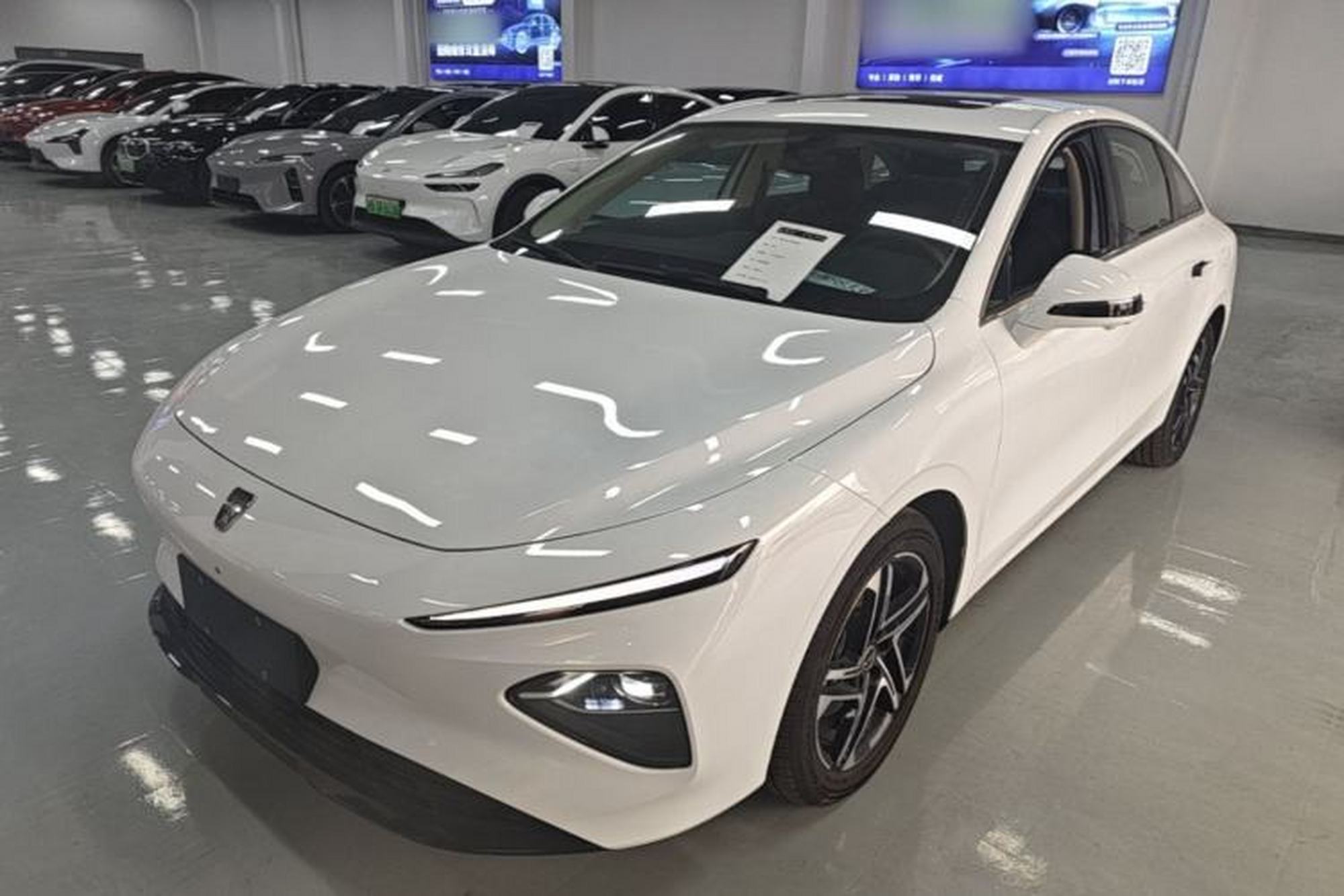 Roewe D7