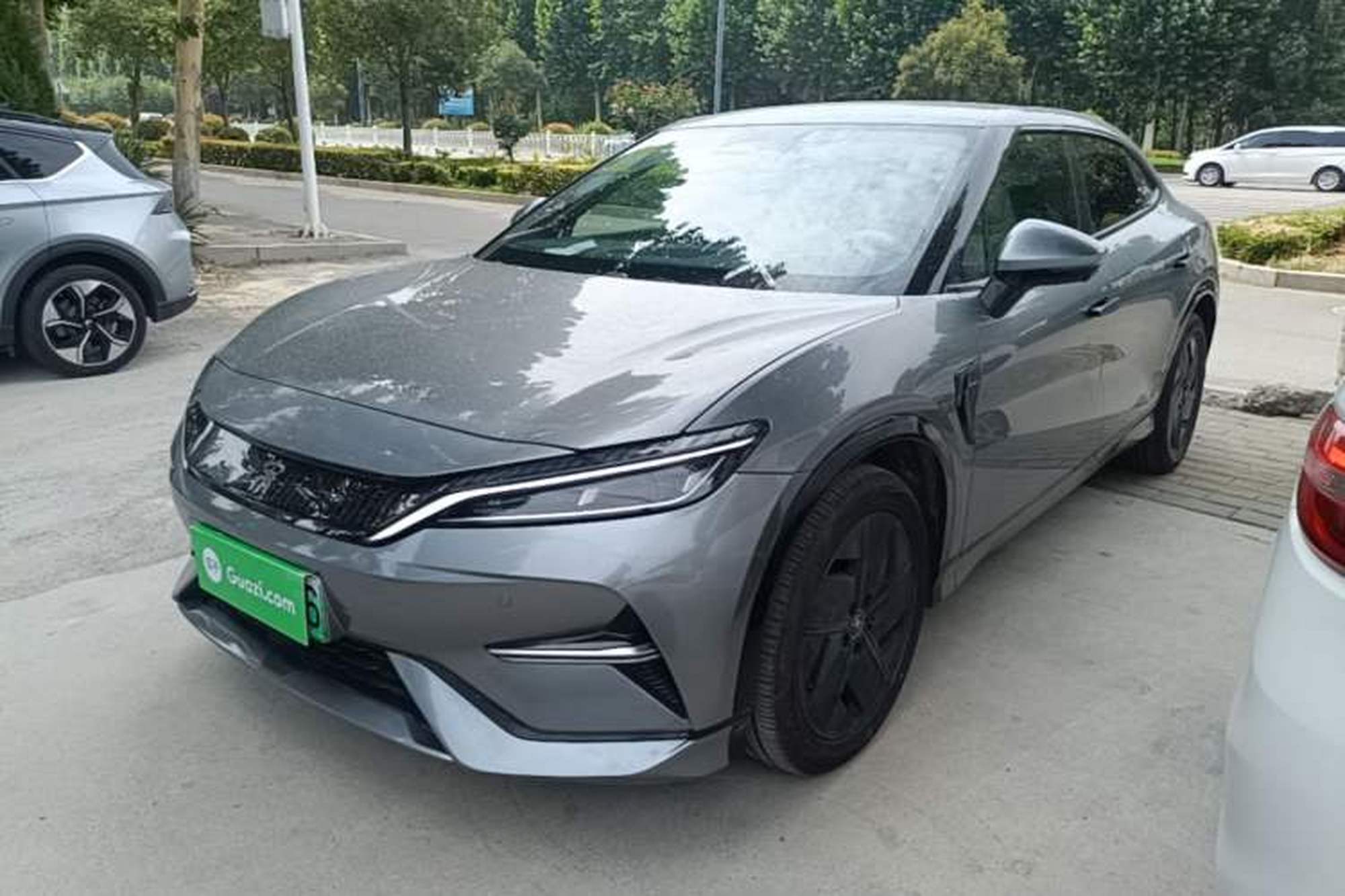 BYD Song L EV