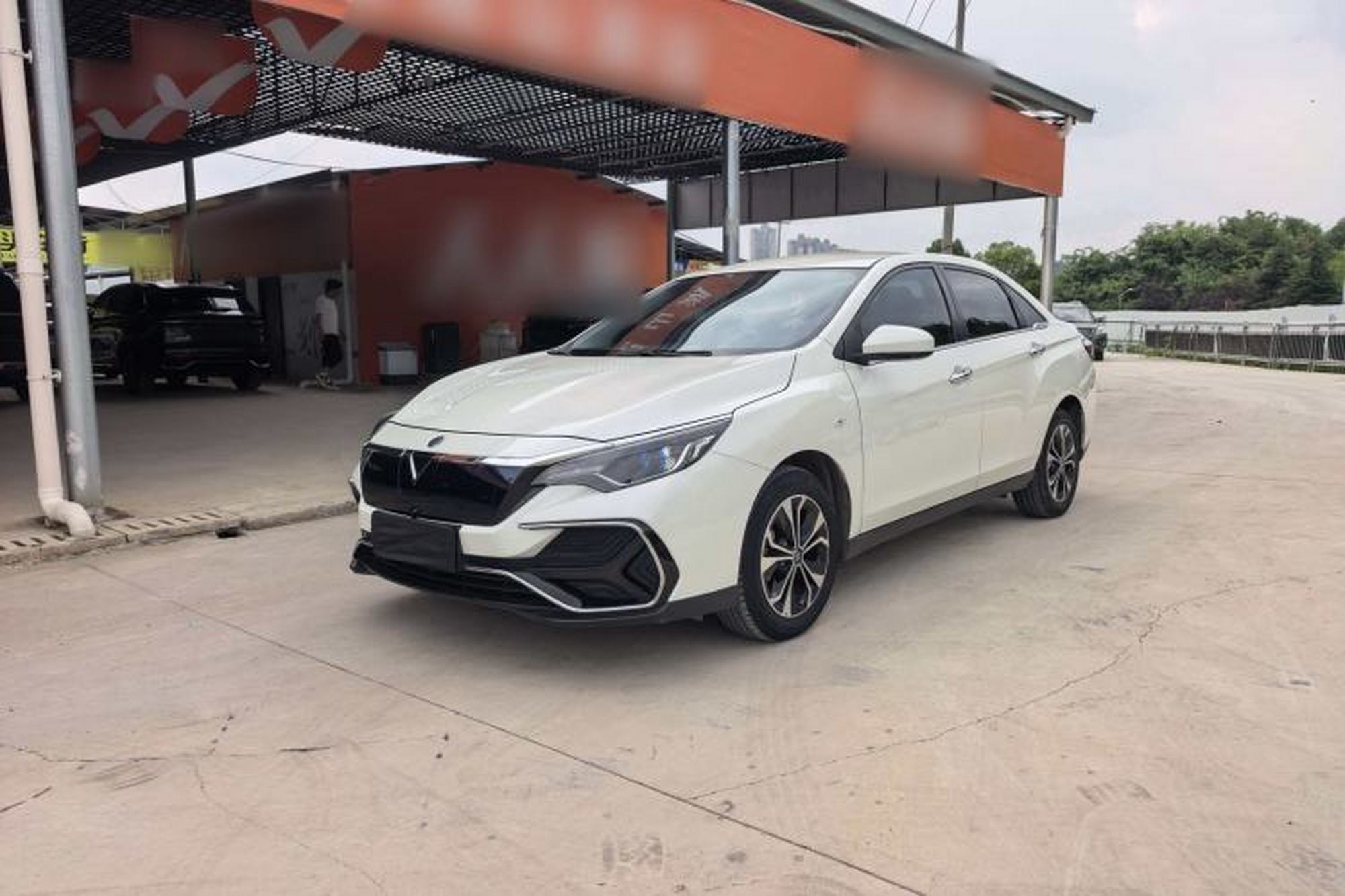 Venucia Venucia D60EV