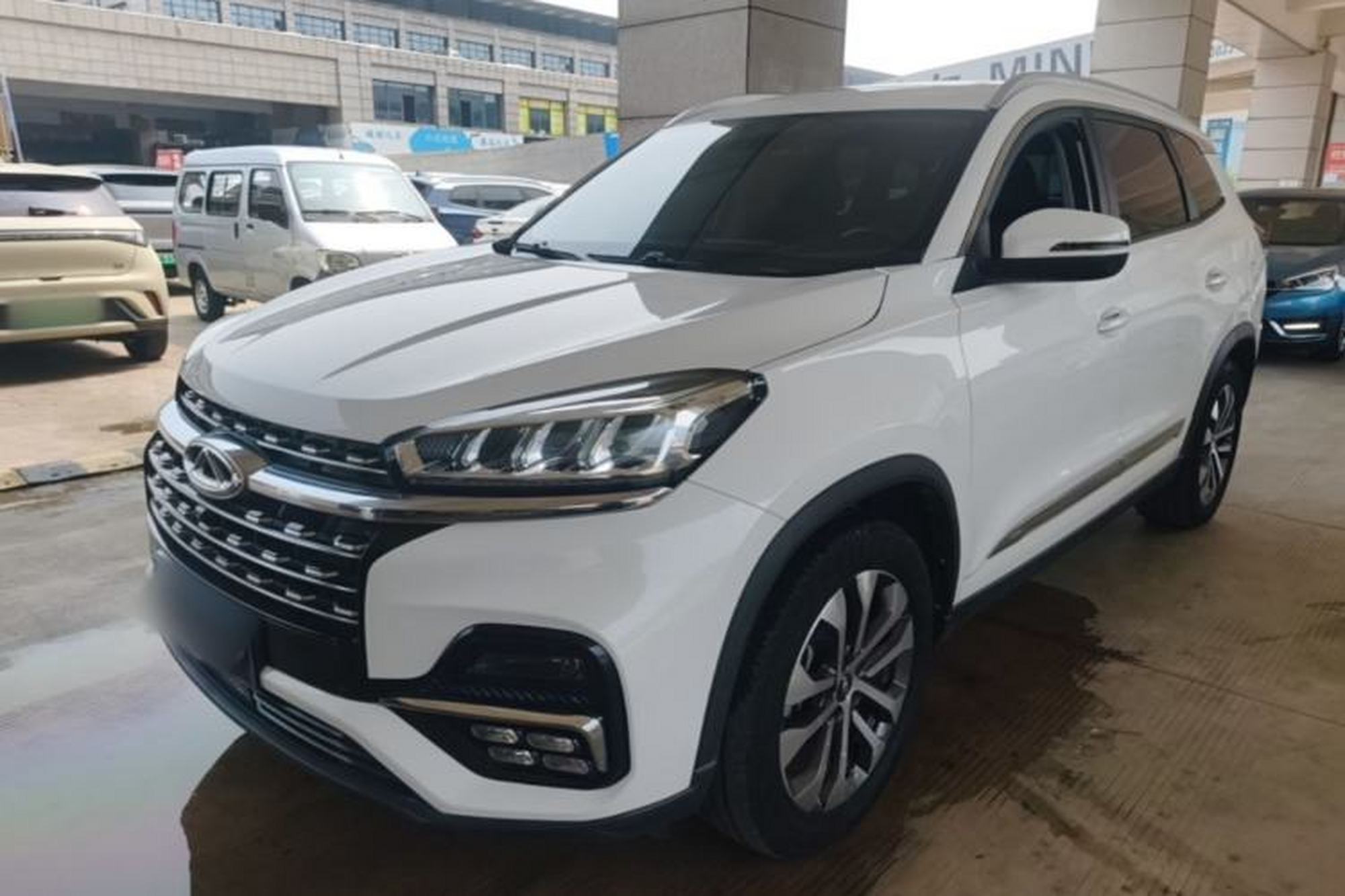 Chery Tiggo 8