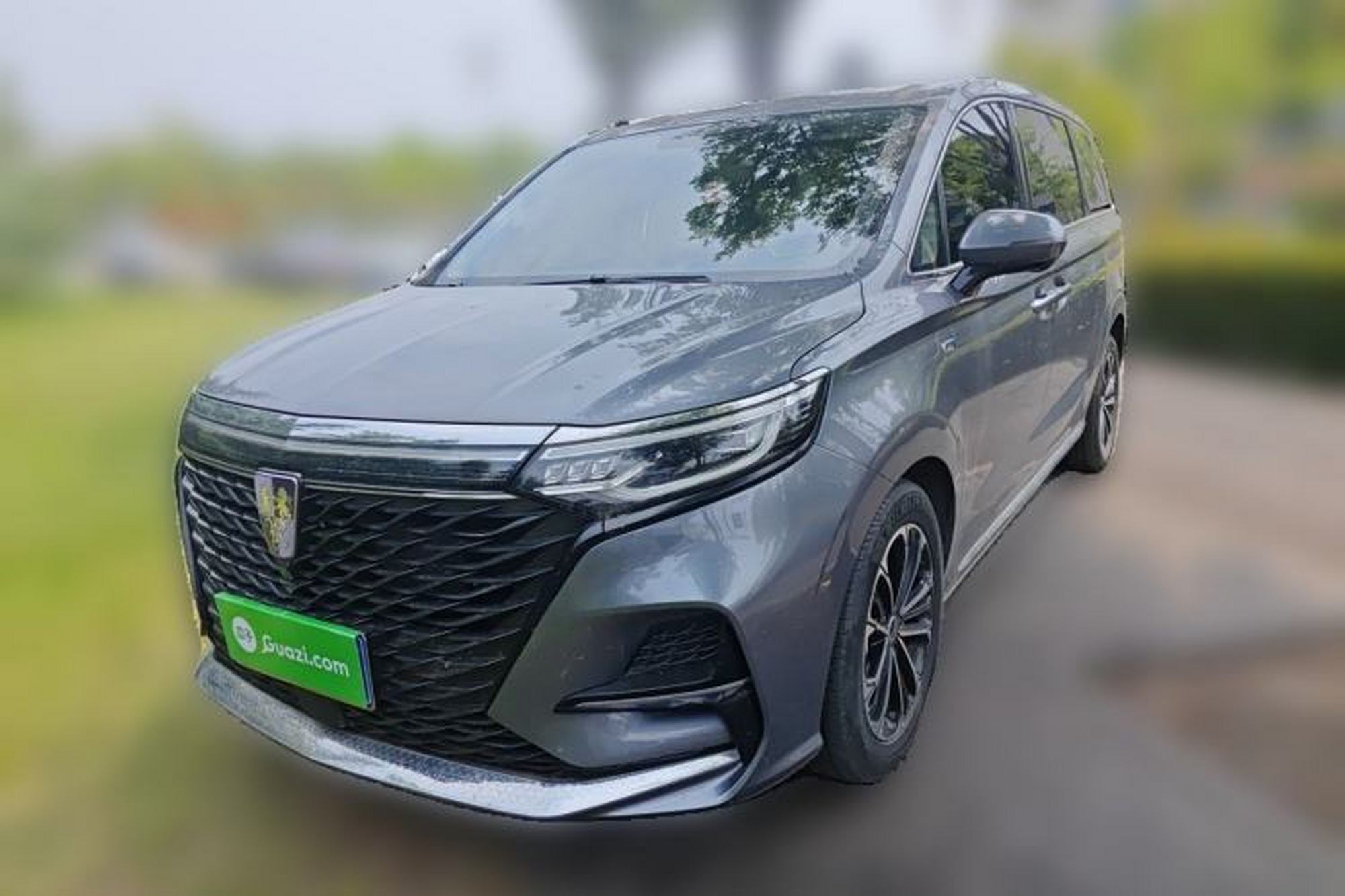 Roewe iMAX8