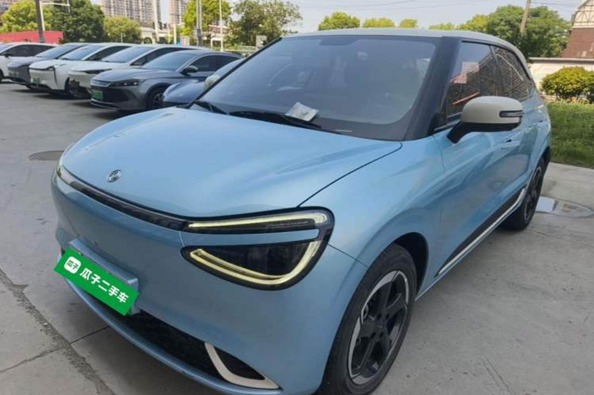 Dongfeng NAMMI 01