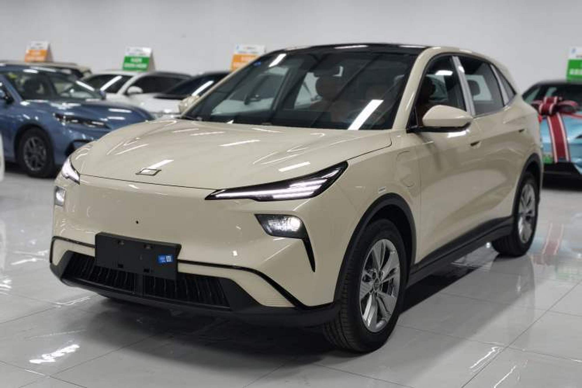 Bestune Yueyi 03