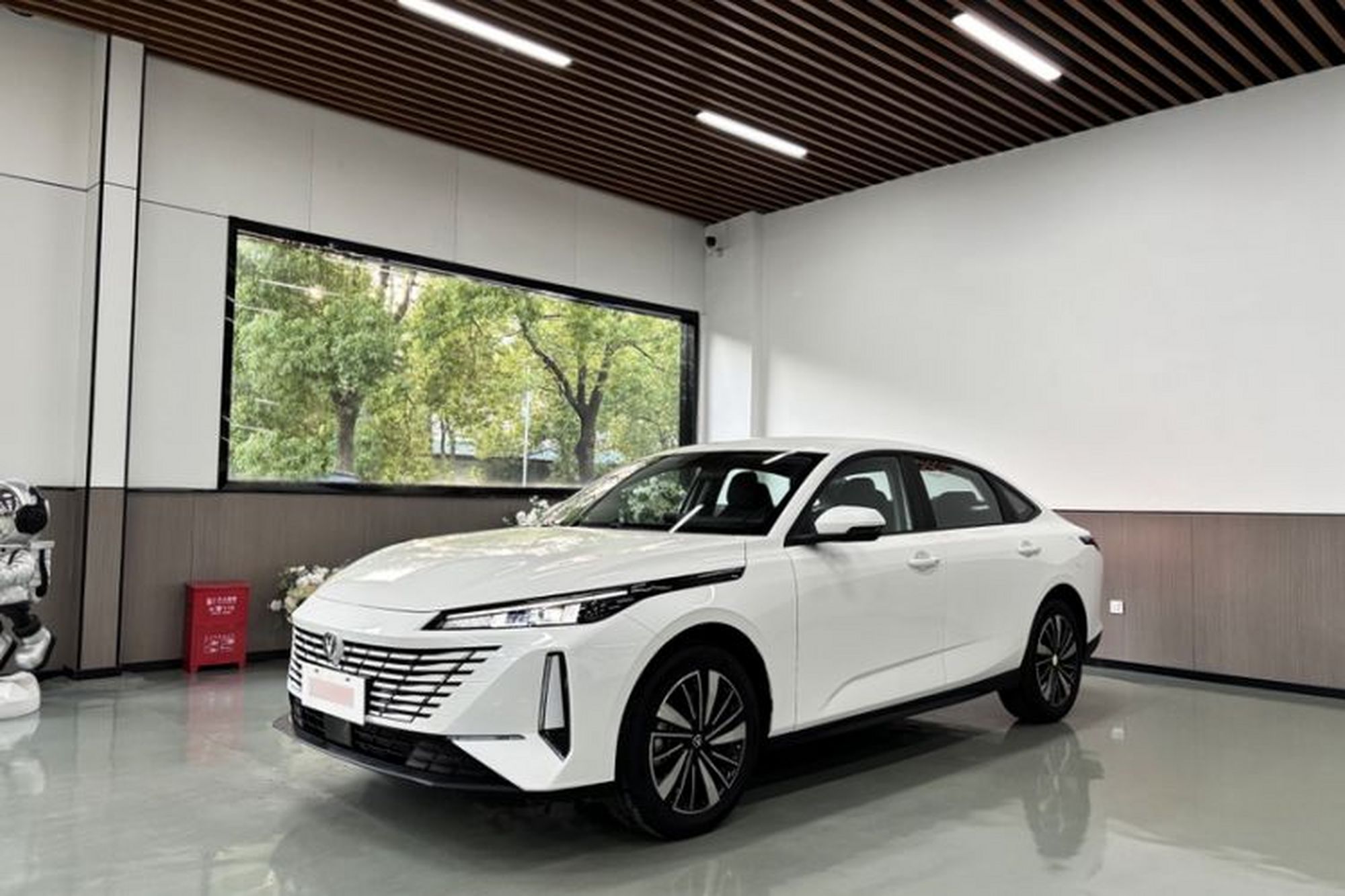 ChangAn Eado PHEV