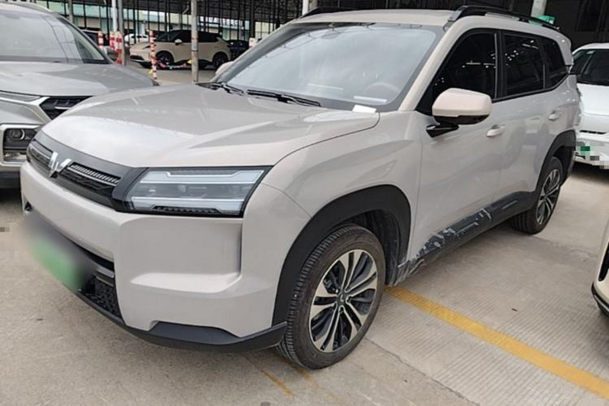WuLing Xingguang 560 New Energy