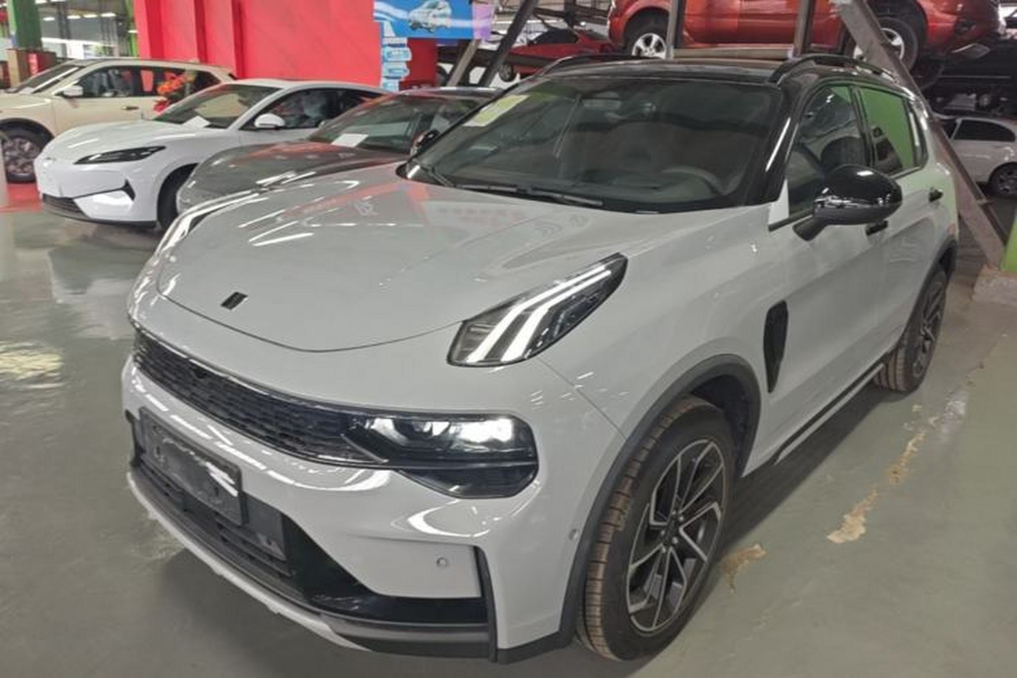 LYNK&CO 01 EM-P