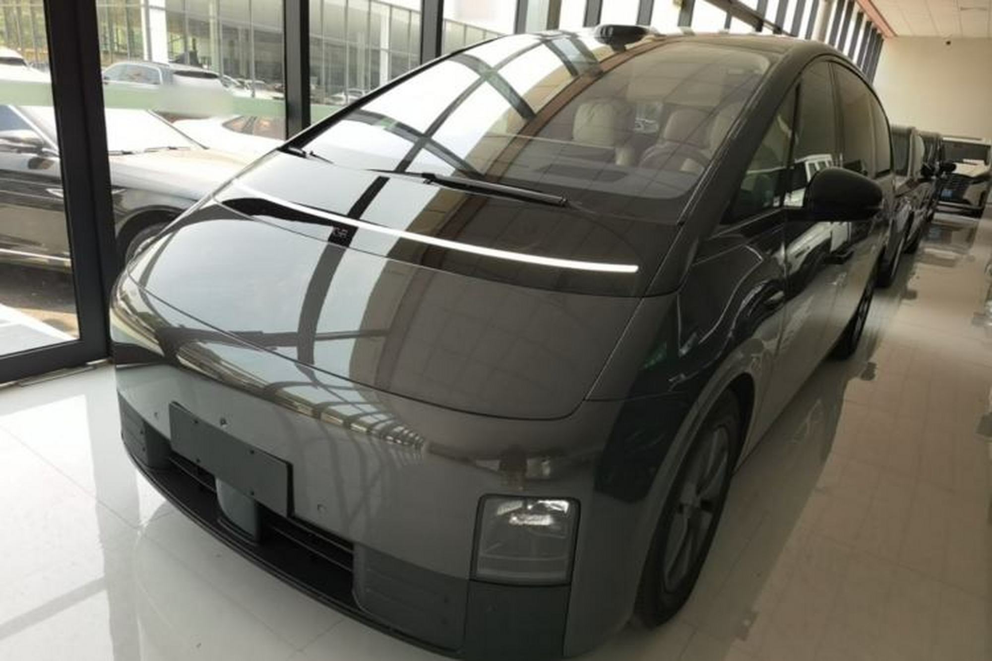Li Auto MEGA