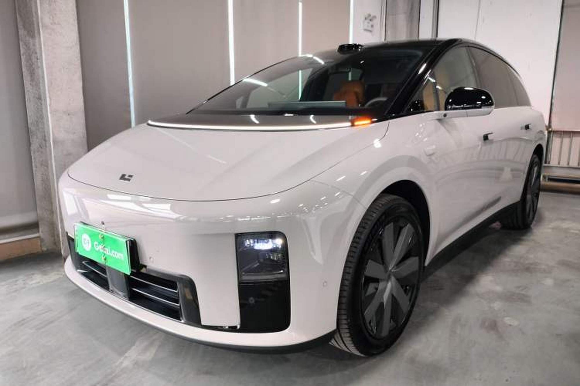 Li Auto Li Auto i8