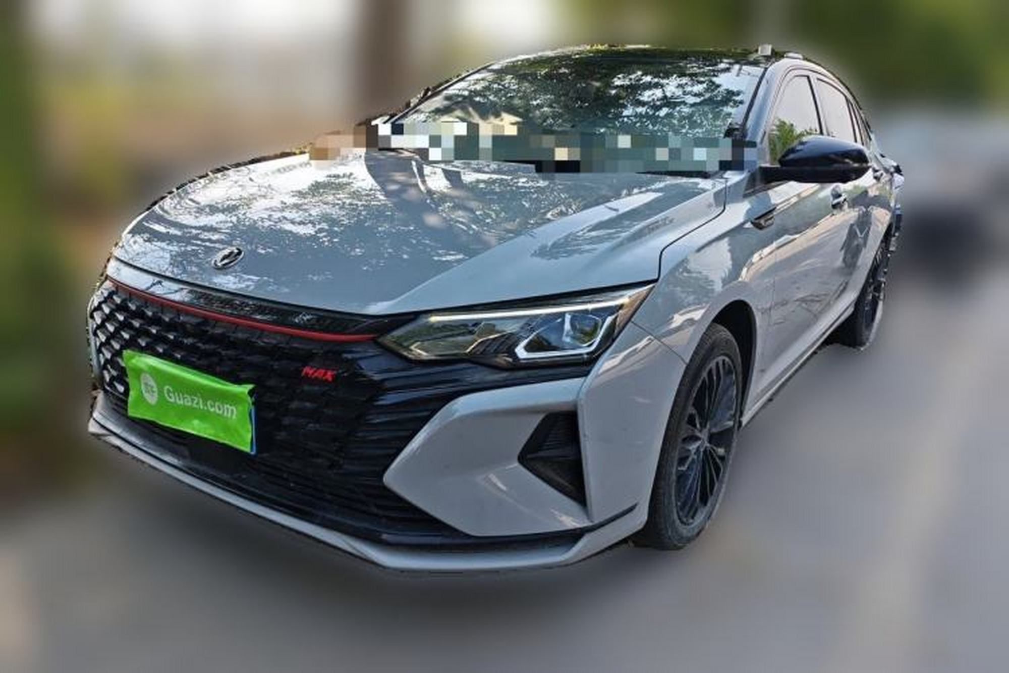 DongFeng Aeolus Yixuan MAX