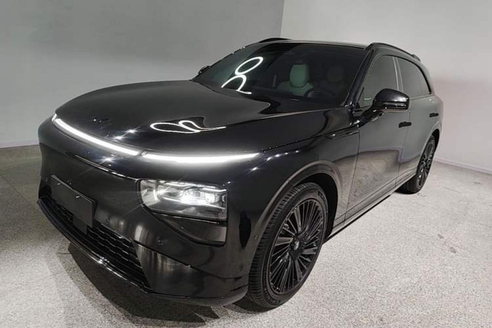 Xpeng G9
