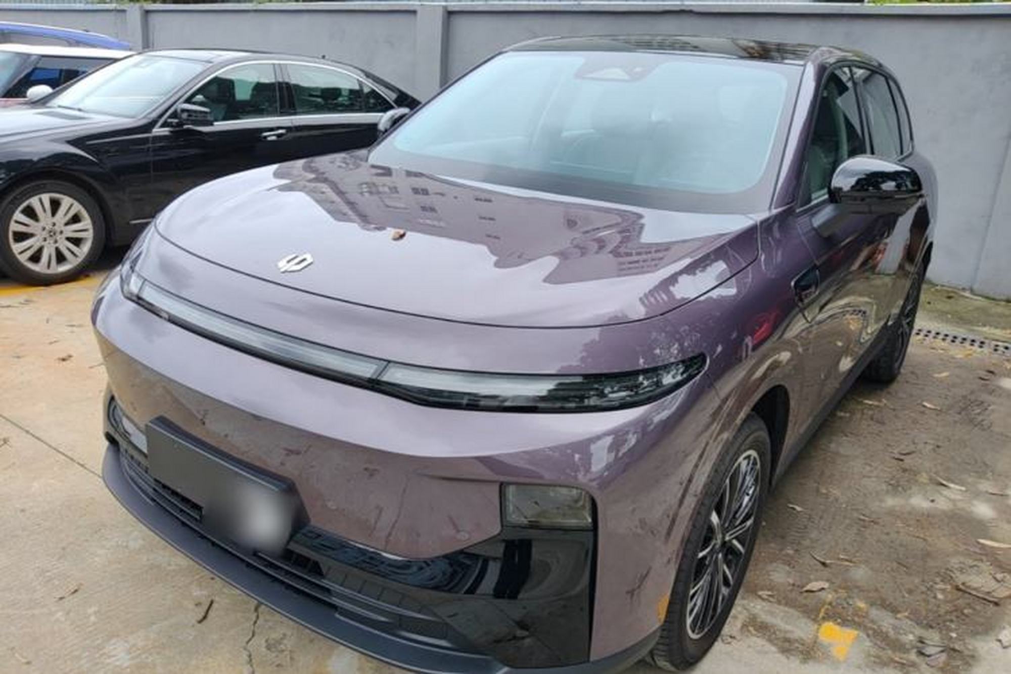 Leapmotor B10