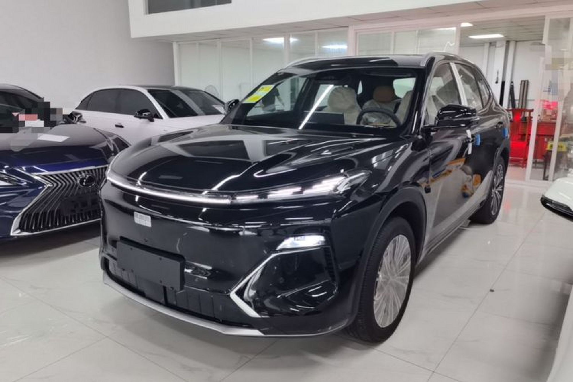 Geely Galaxy Xingjian 7 EM-i