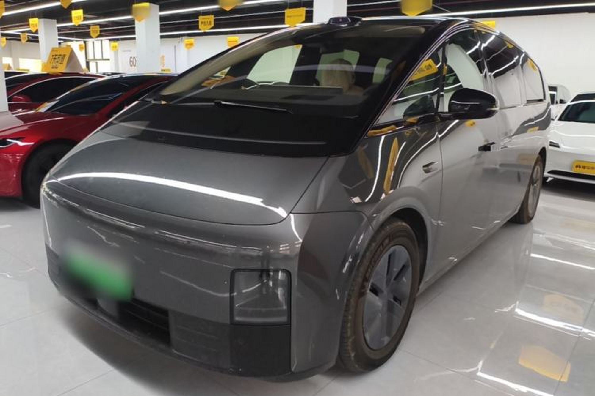 Li Auto MEGA