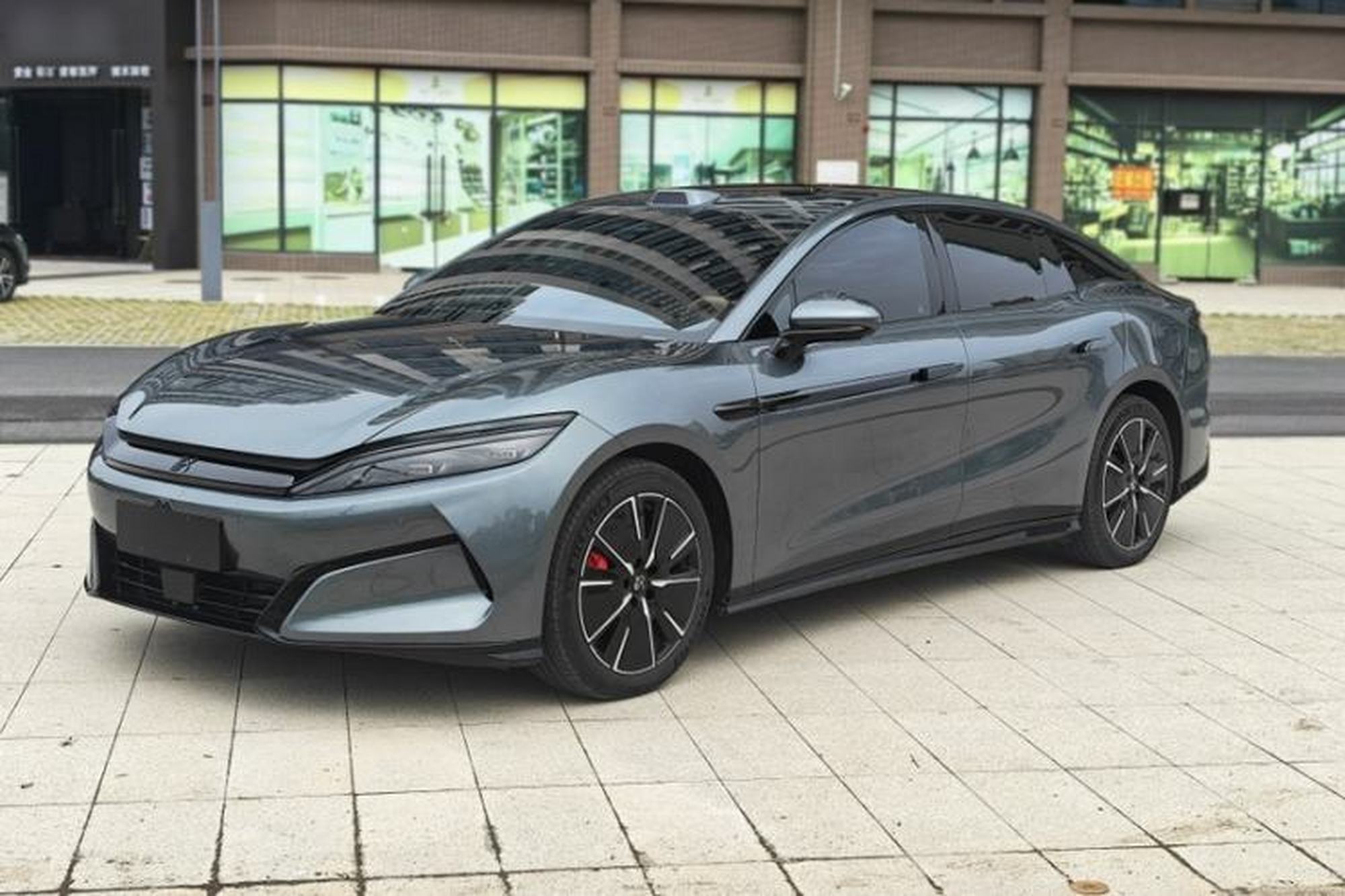 BYD Han L