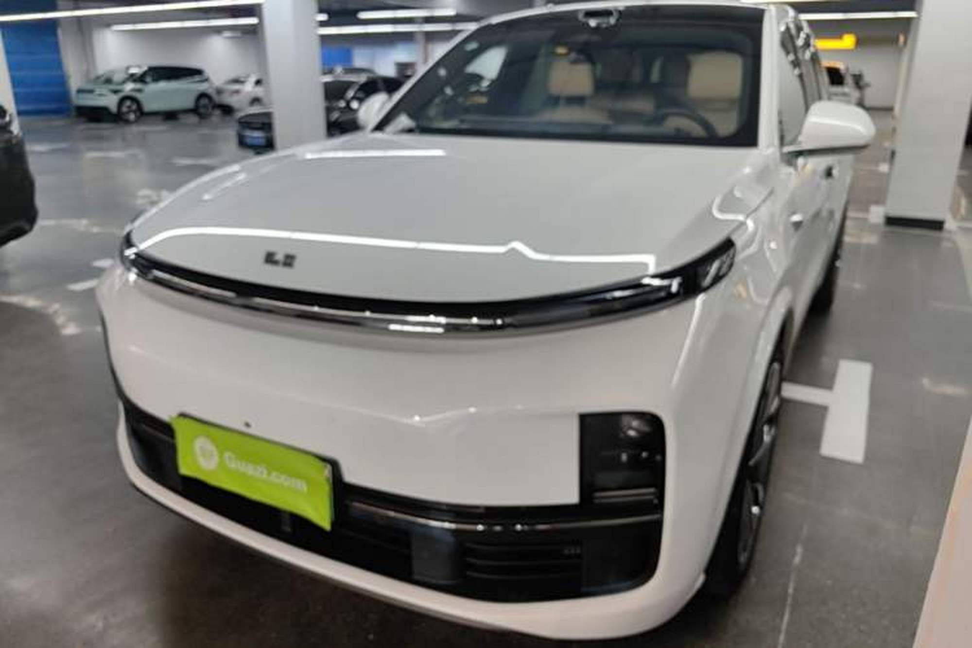 Li Auto L8