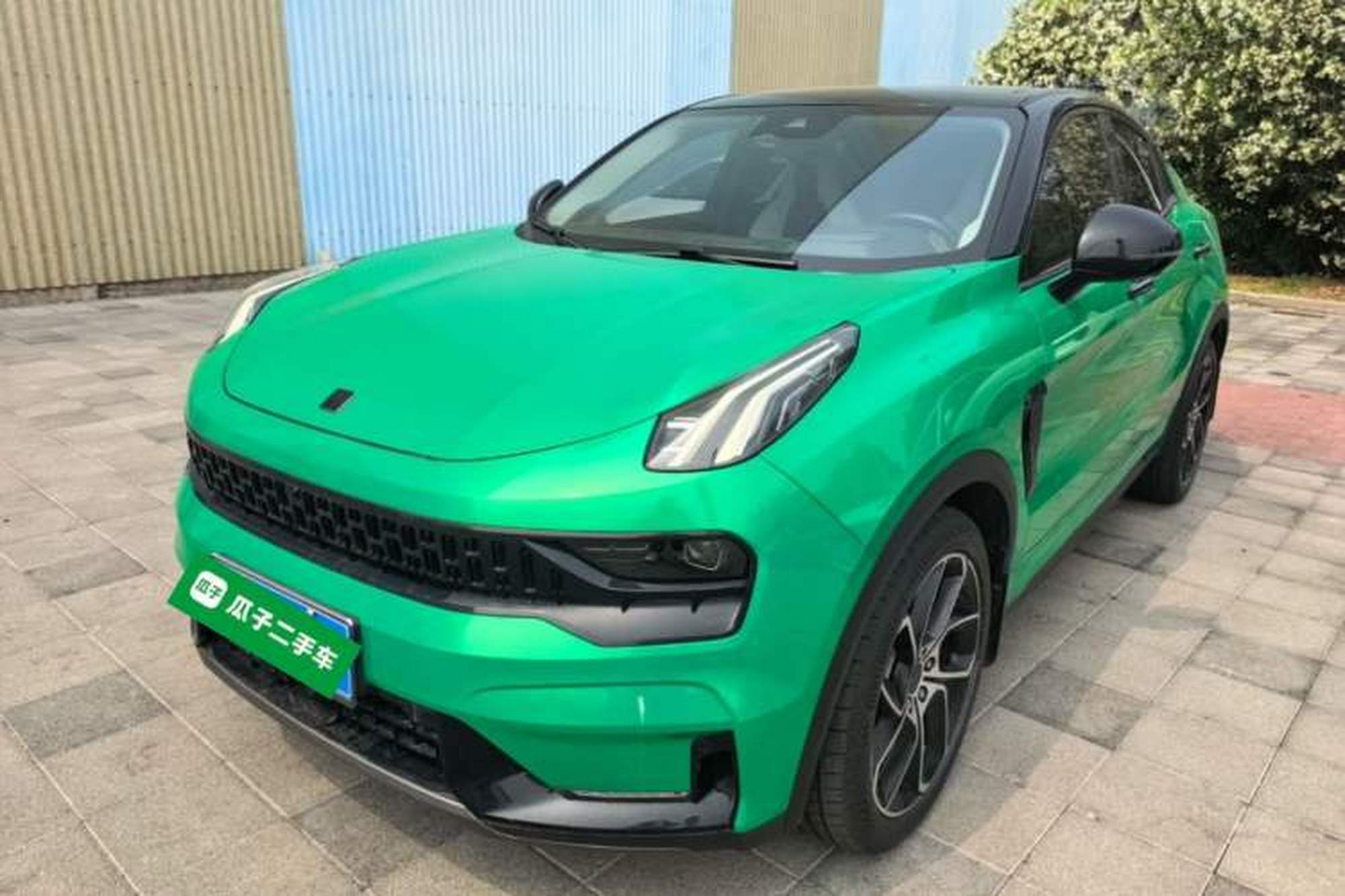 LYNK&CO 05