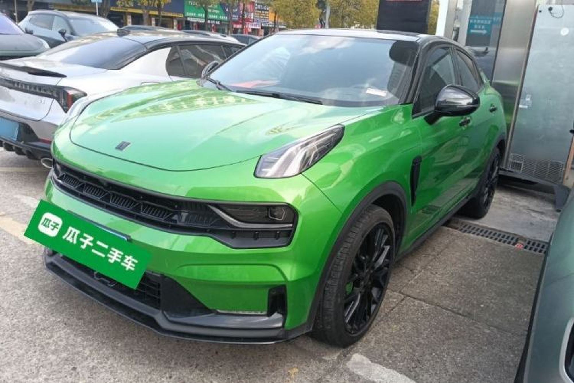 LYNK&CO 05