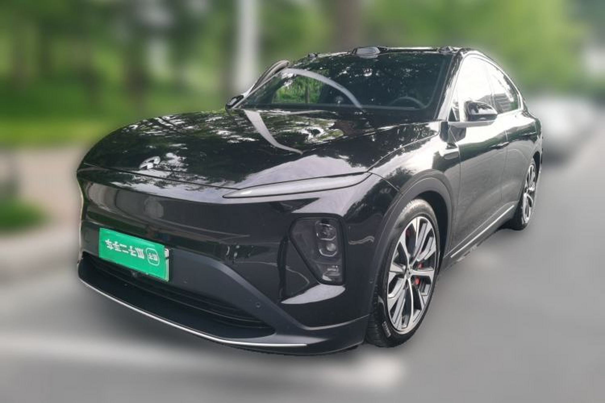 NIO EC7