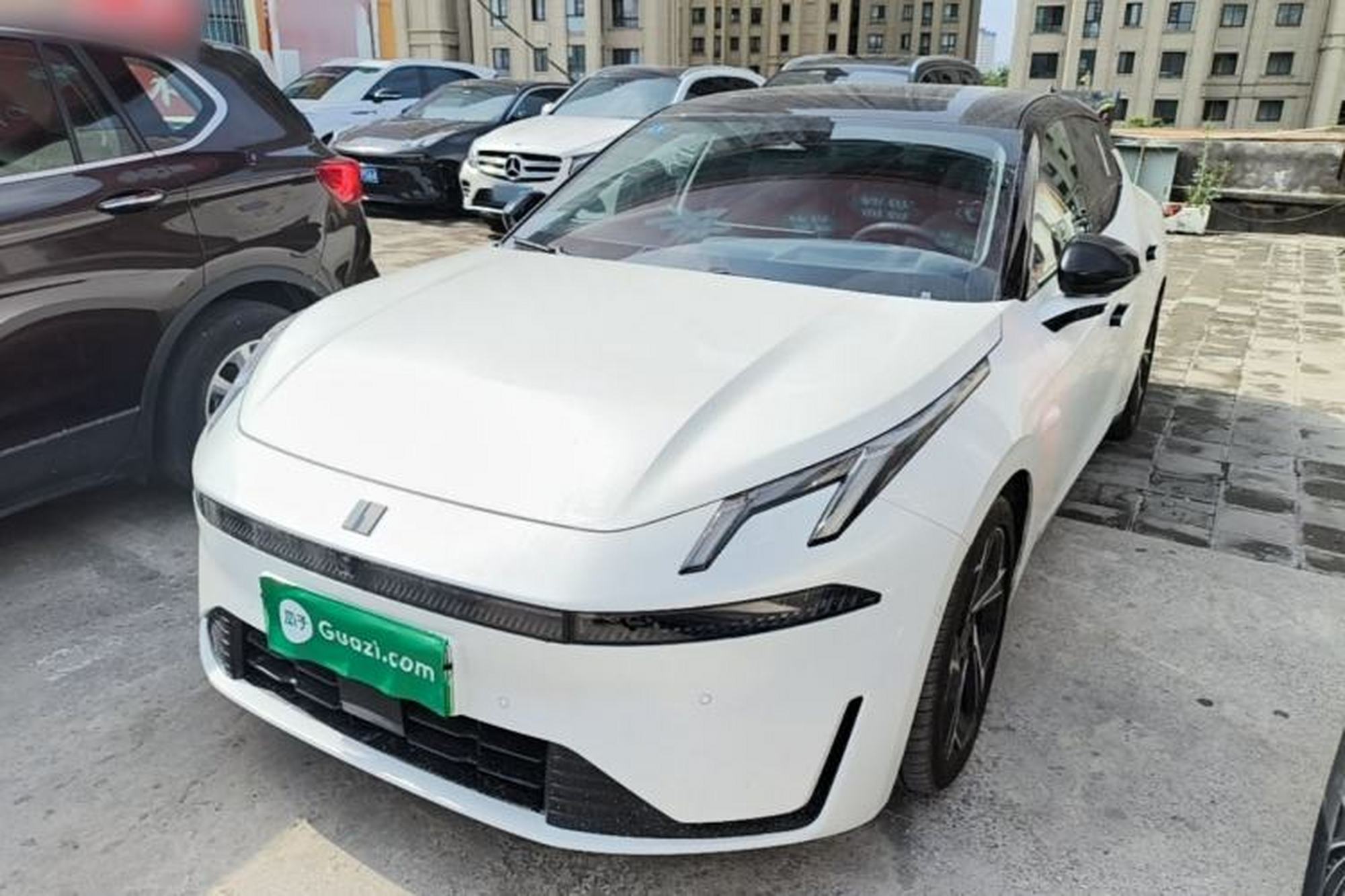 LYNK&CO 07
