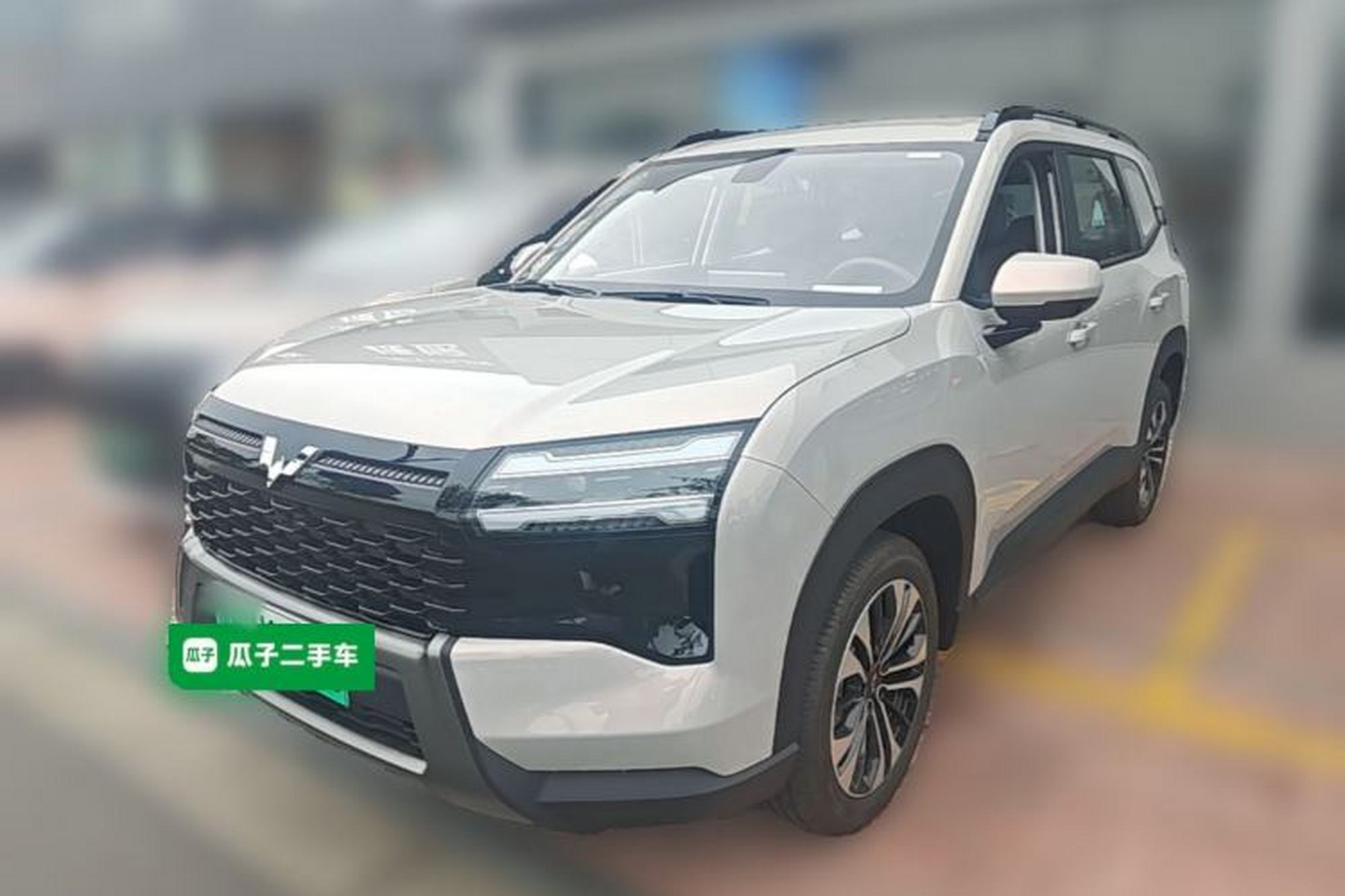 WuLing Xingguang 560 New Energy