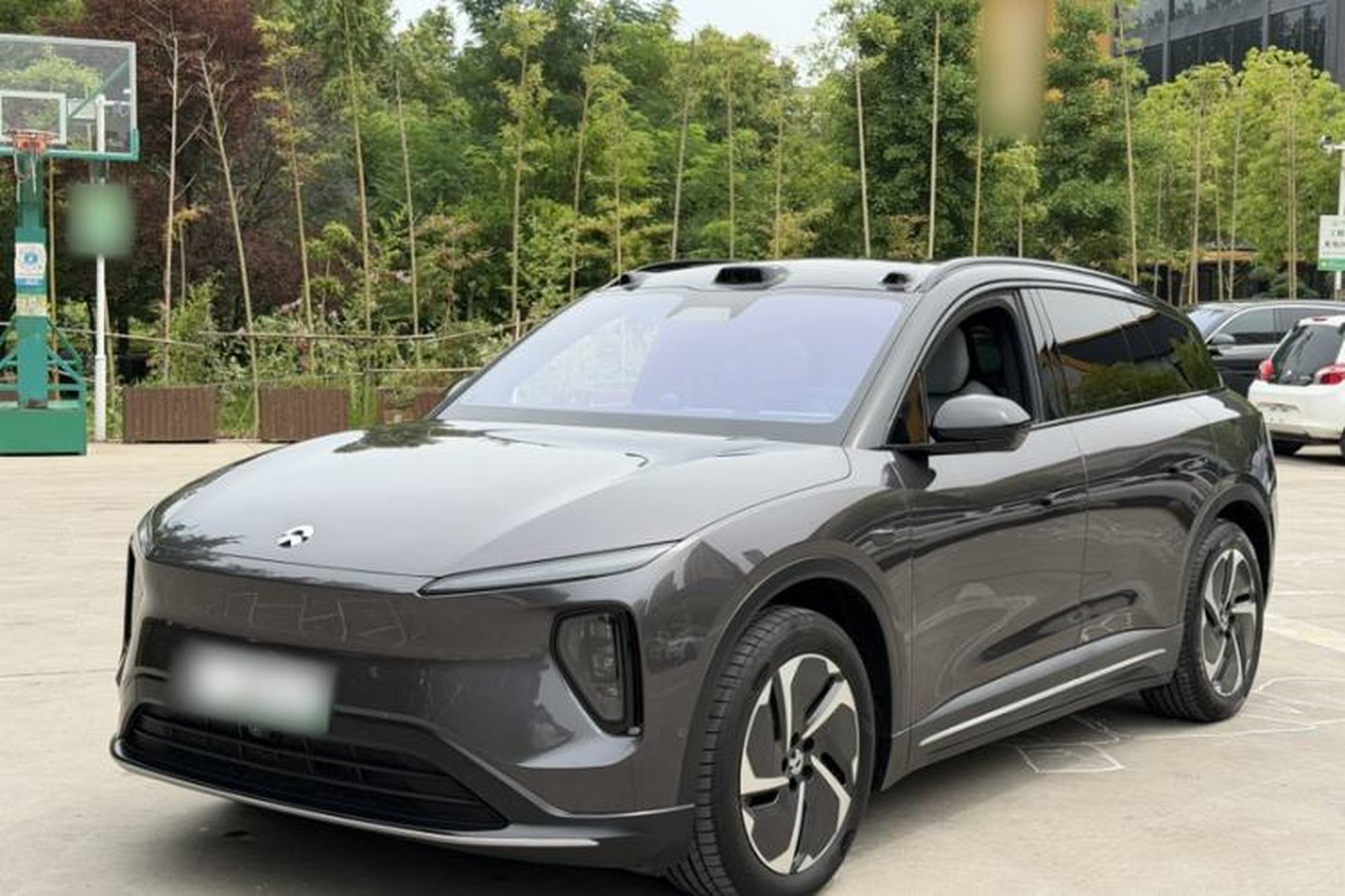 NIO ES6