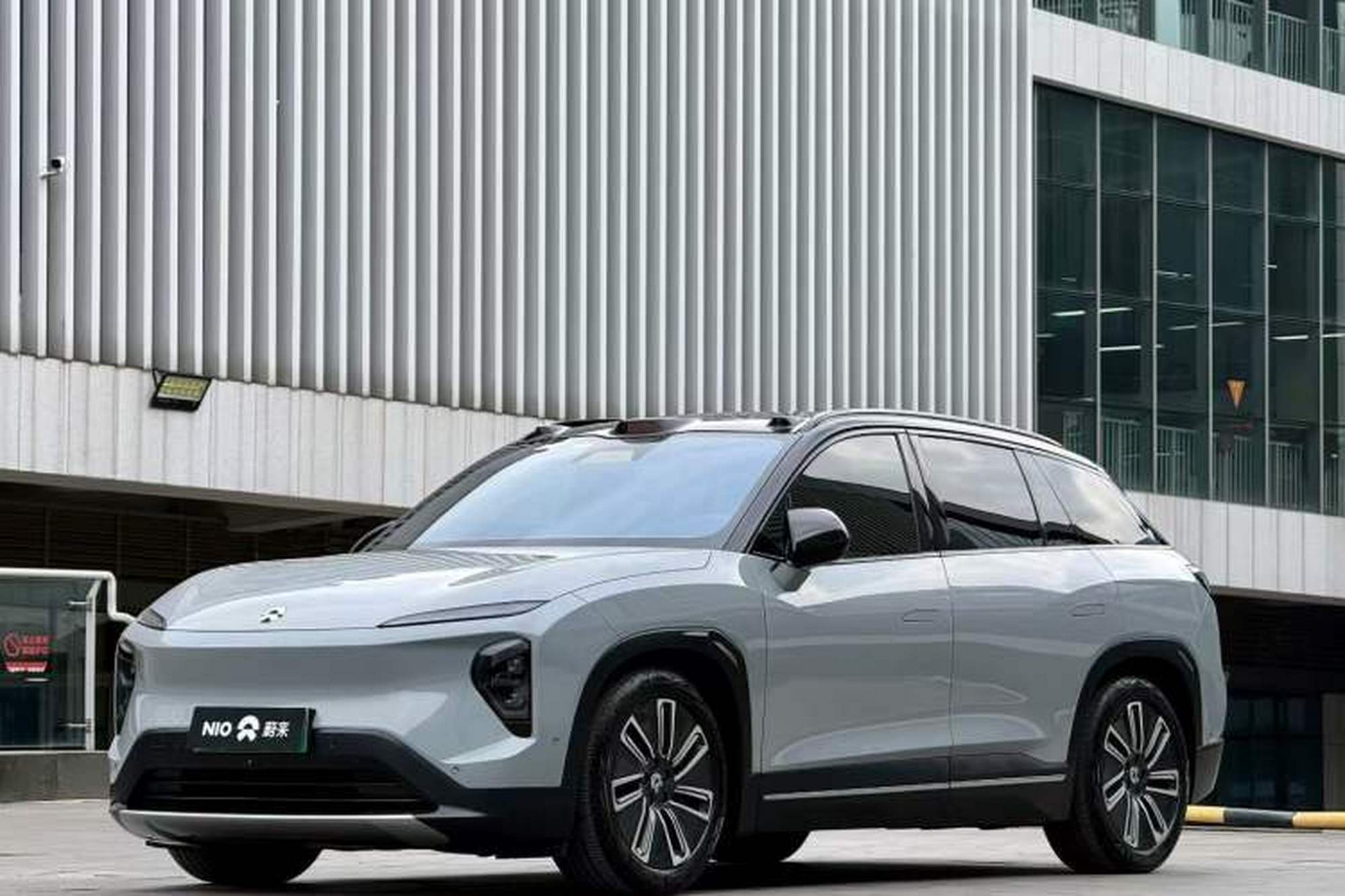 NIO ES7