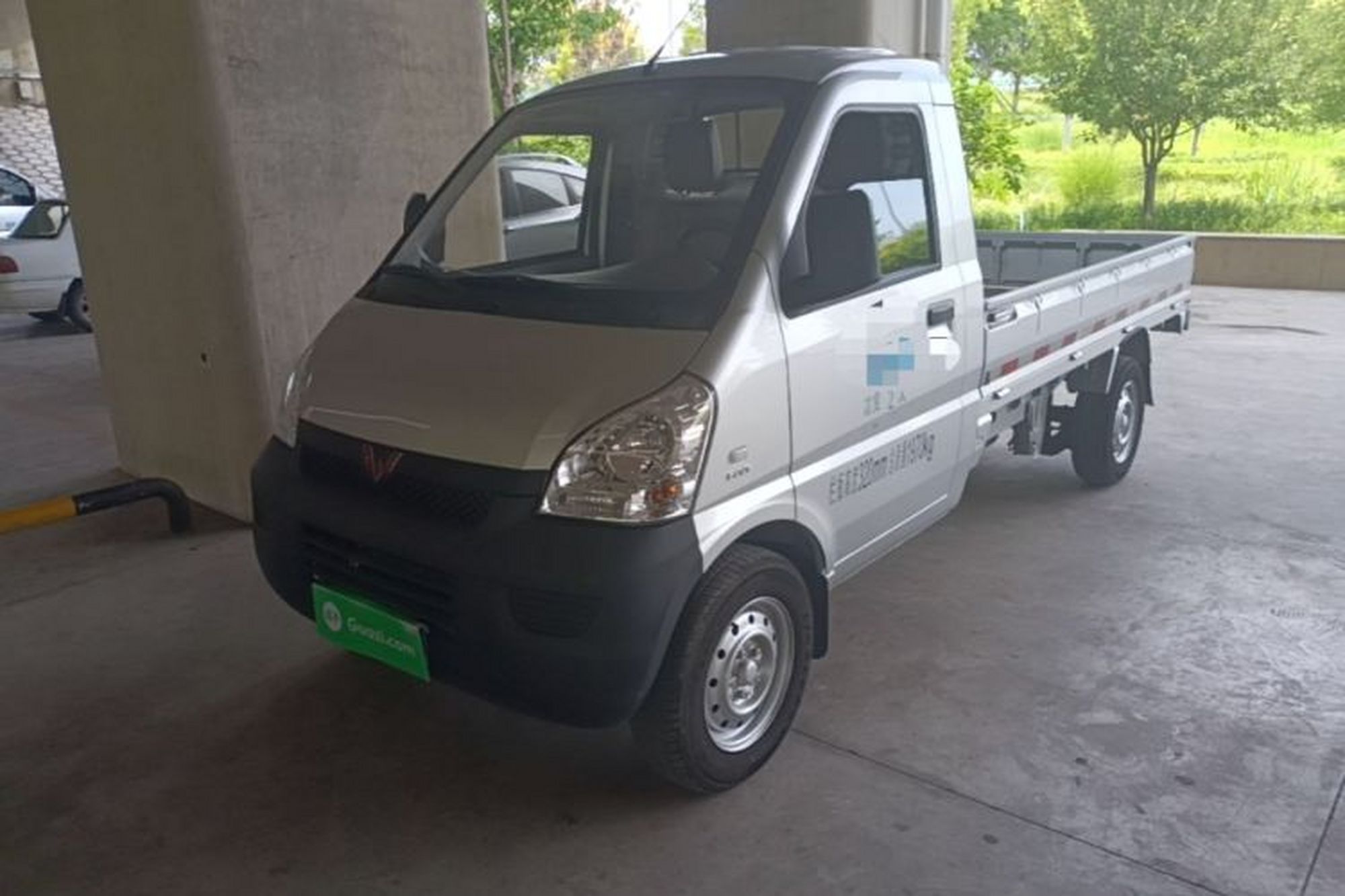 WuLing Rongguang Small Truck