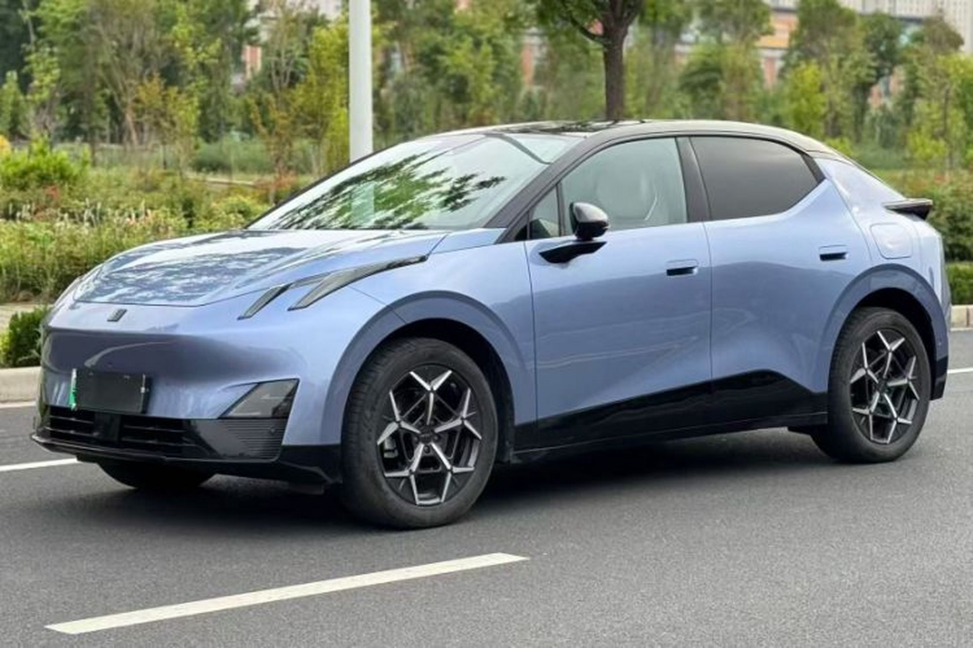 LYNK&CO Z20