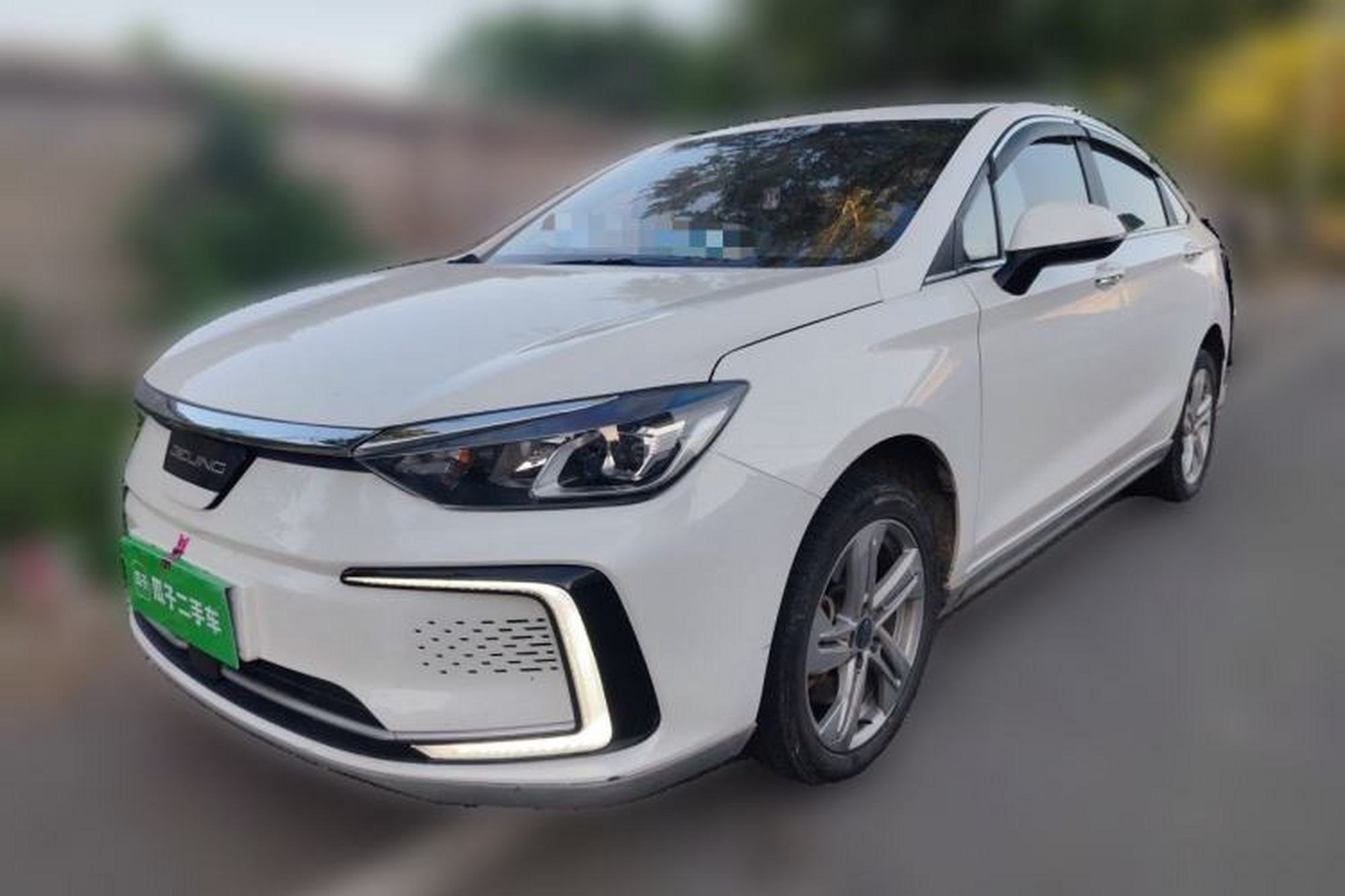 BAIC Beijing EU5